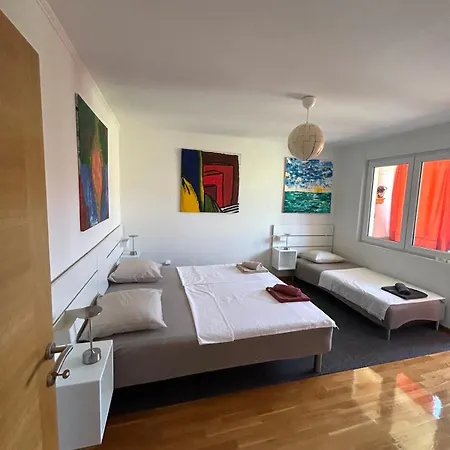 Ella And Oskar Daire